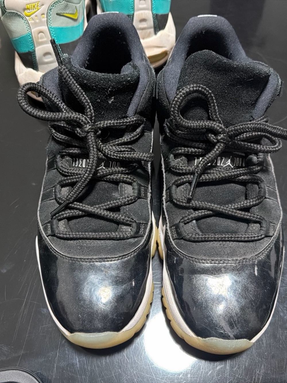 Ina Black and Cream Men's Sneakers